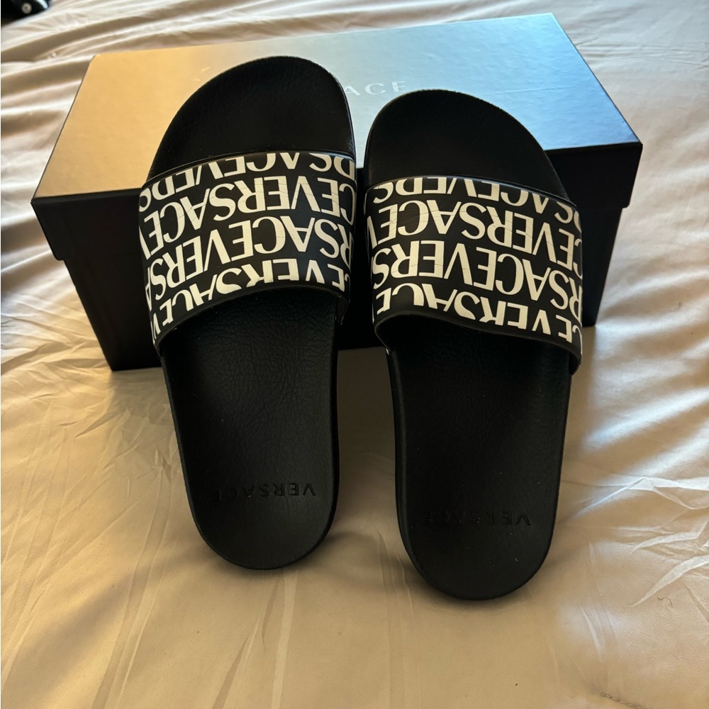Versace kids slides